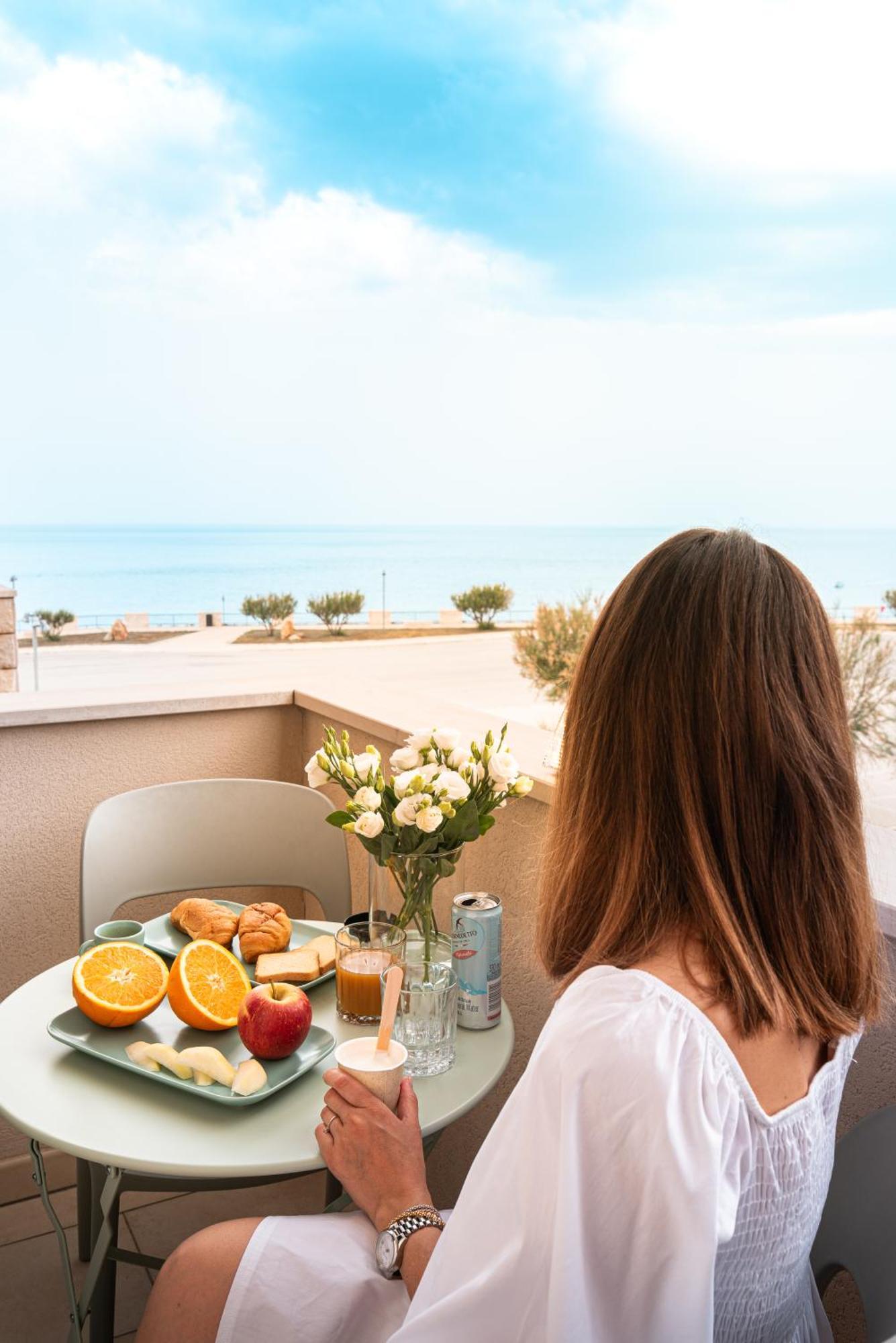 Verdeaqua Rooms Поліньяно-а-Маре Екстер'єр фото